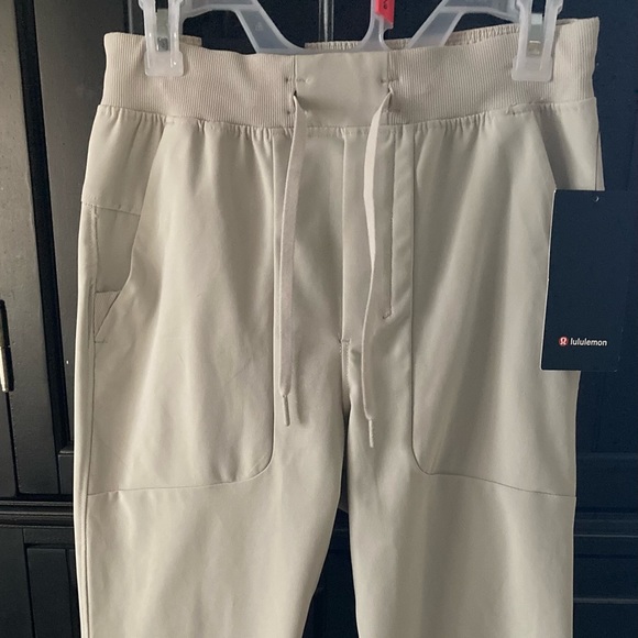 lululemon athletica Other - Lululemon abc joggers size small NWT